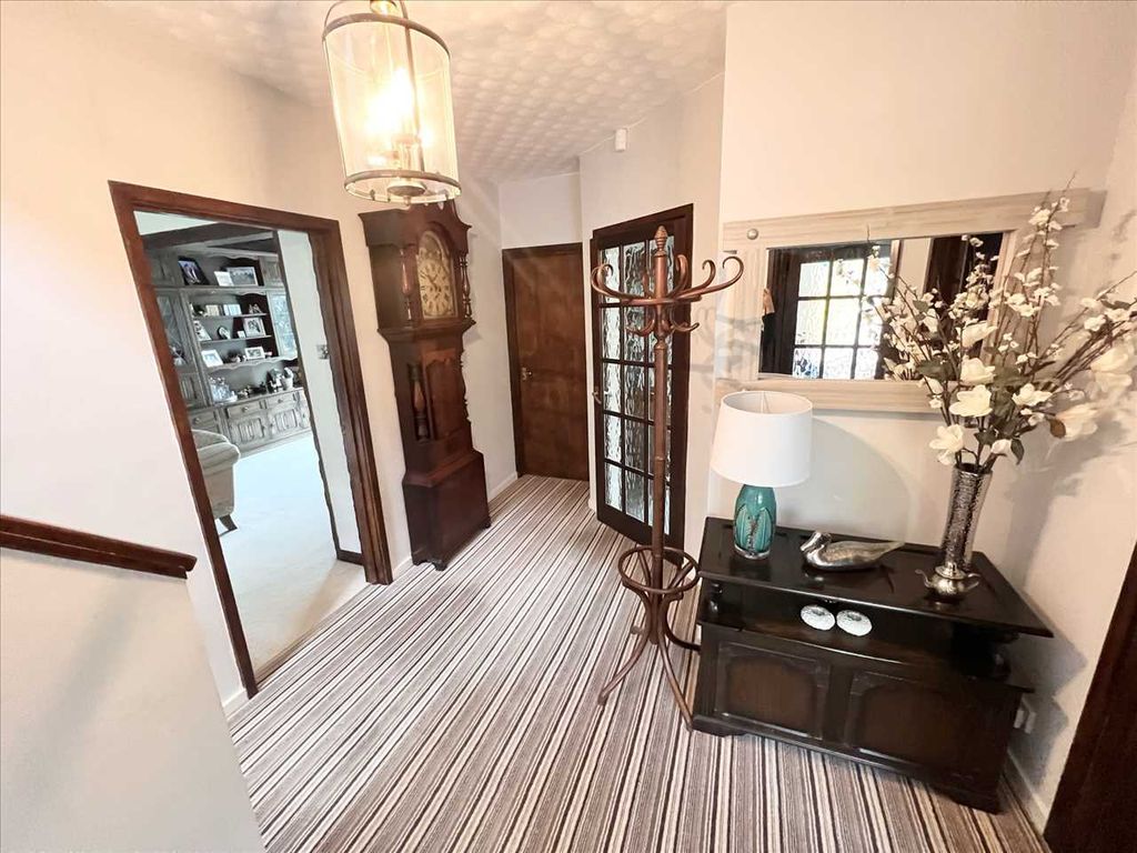 3 bed detached house for sale in Stanton Lane, Stanton On The Wolds, Nottingham NG12, £725,000