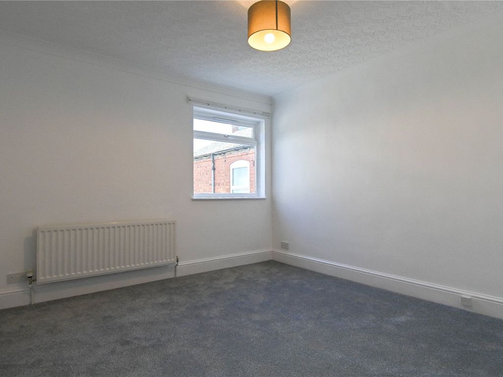 3 bed terraced house for sale in Barclay Road, Bearwood B67, £390,000