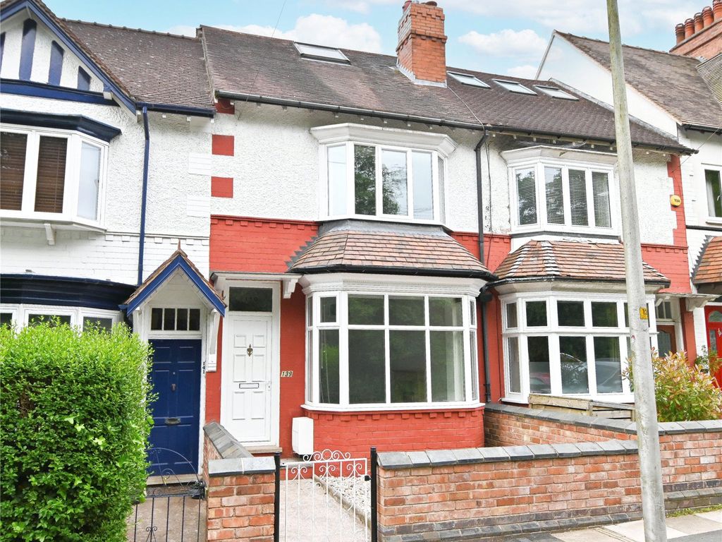 3 bed terraced house for sale in Barclay Road, Bearwood B67, £390,000