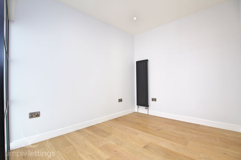 Studio to rent in Wilbury Grove, Hove BN3, £1,200 pcm
