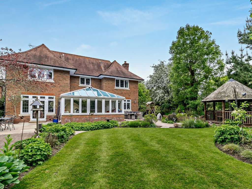 6 bed detached house for sale in Hayward Copse, Loudwater, Rickmansworth WD3, £2,375,000
