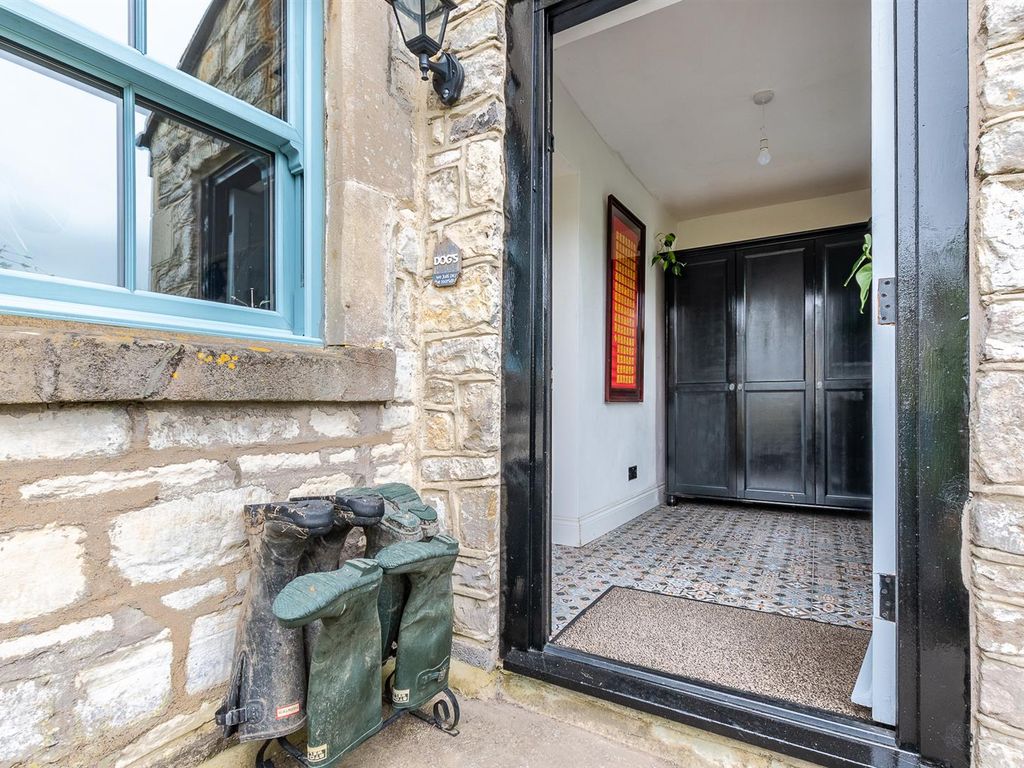 3 bed detached house for sale in Timsbury Road, Farmborough, Bath BA2, £425,000