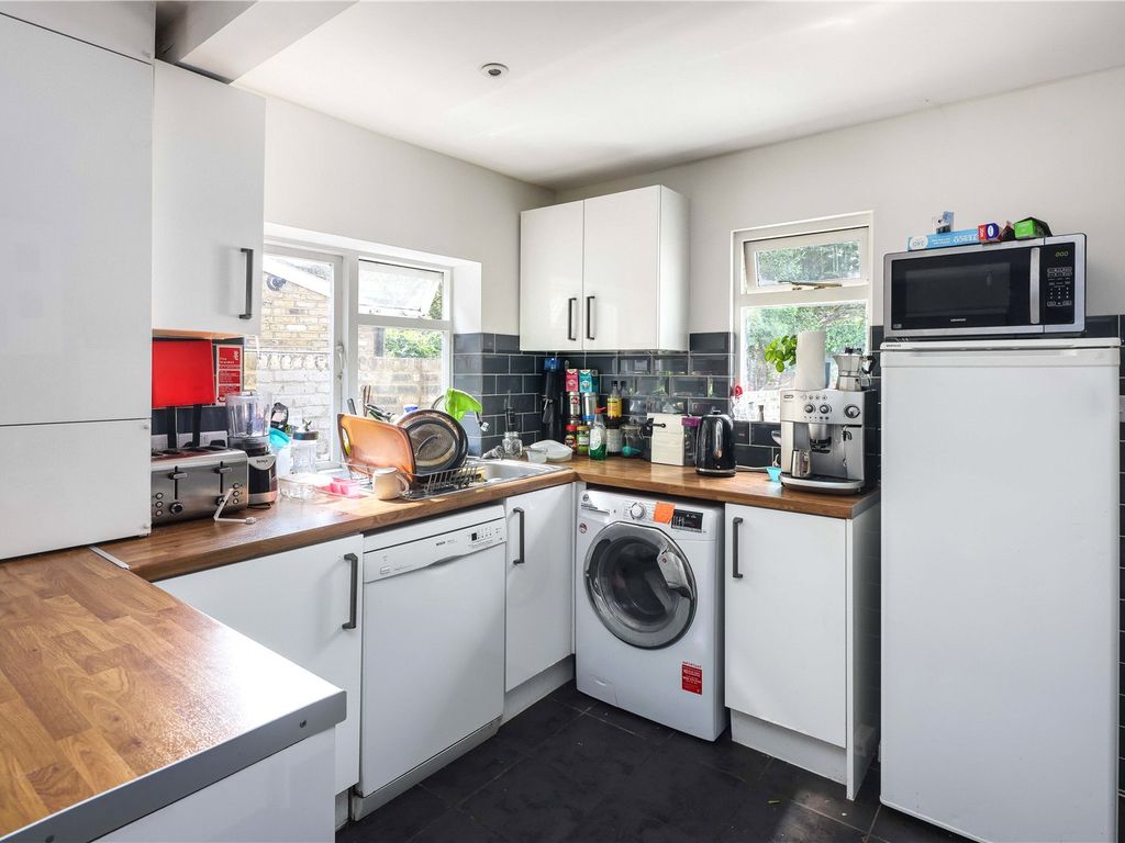 5 bed detached house for sale in Powerscroft Road, Lower Clapton, London E5, £1,050,000