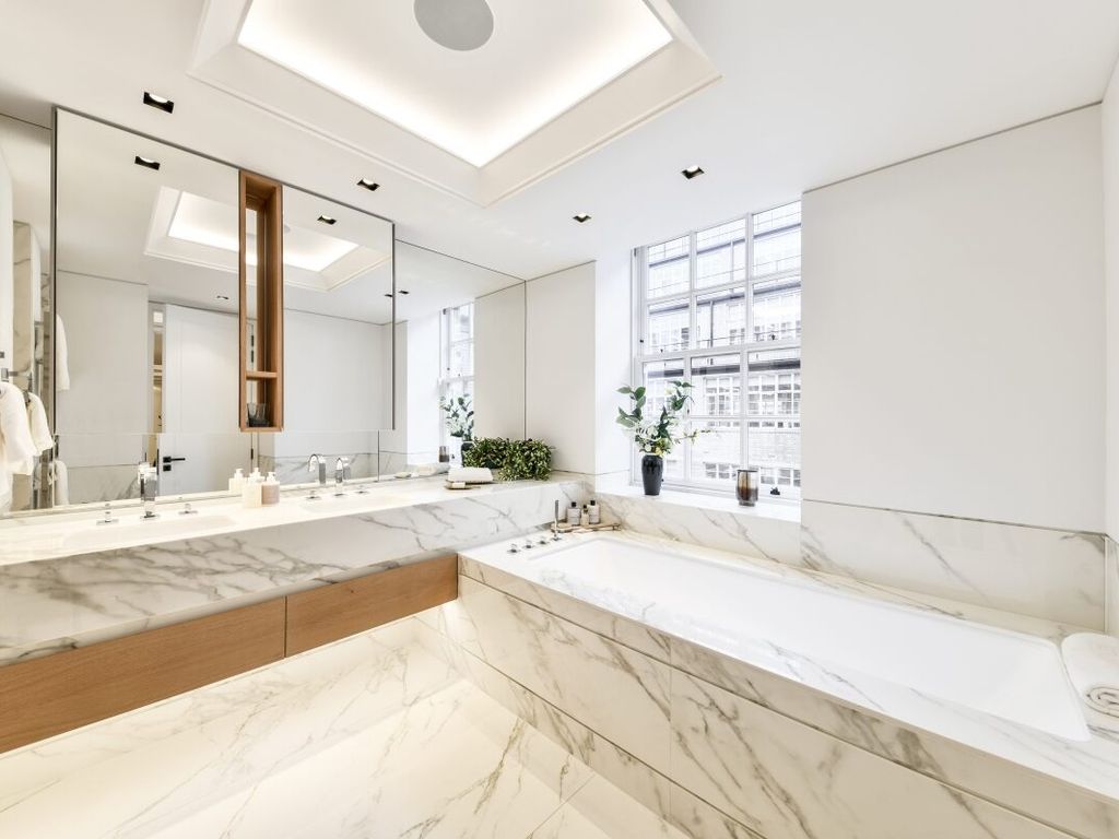 3 bed flat for sale in Bolsover Street, London W1W, £4,700,000