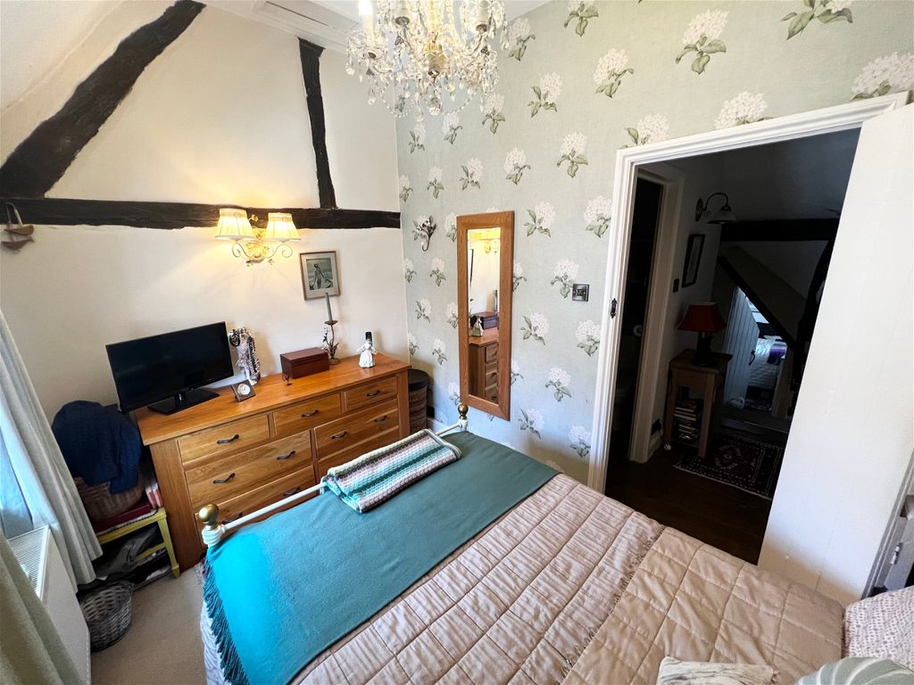 2 bed cottage to rent in Henley In Arden, Warwickshire B95, £895 pcm