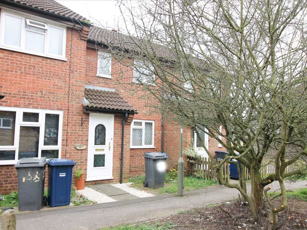 3 bed terraced house for sale in Springwood Crescent, Edgware HA8, £475,000