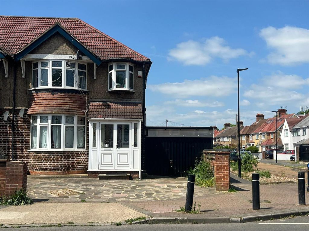 3 bed semi-detached house for sale in North Hyde Lane, Heston, Hounslow TW5, £675,000