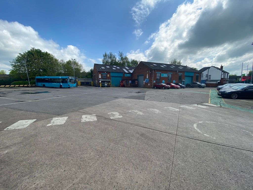 Industrial to let in Bus Garage, Salop Road, Oswestry, West Midlands SY11, £50,000 pa