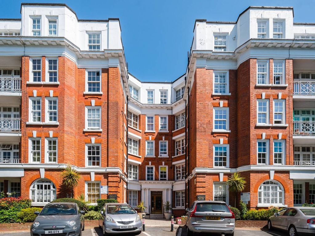 1 bed flat for sale in Addison House, St John