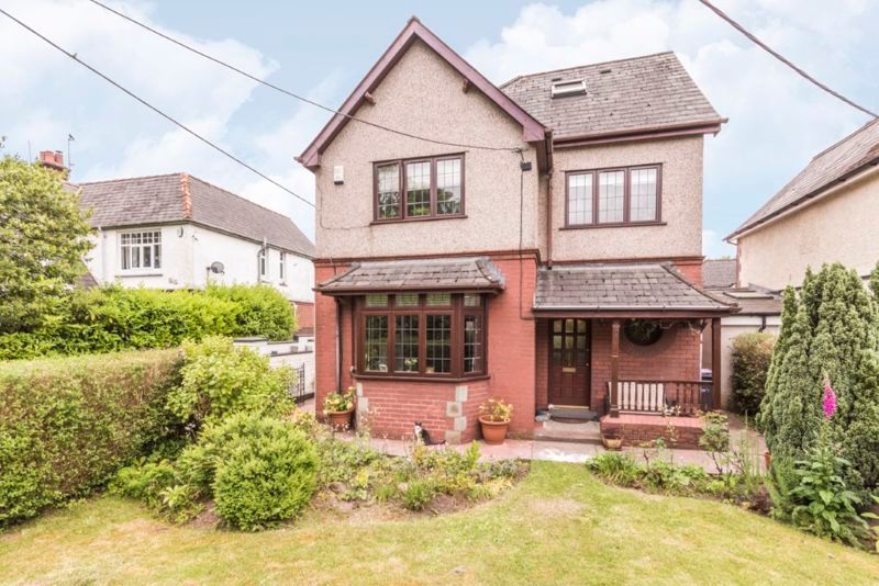 3 bed detached house for sale in The Avenue, New Inn, Pontypool NP4, £350,000