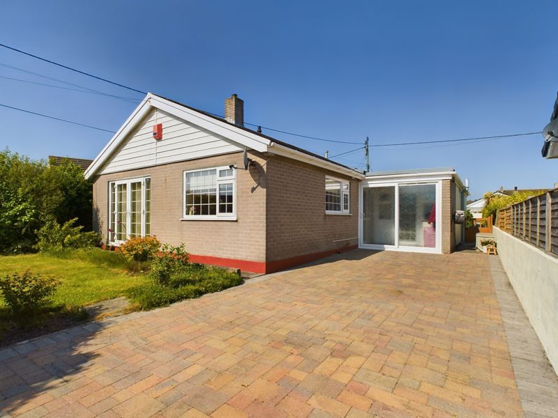 3 bed detached bungalow for sale in Richards Lane, Paynters Lane, Redruth TR16, £415,000