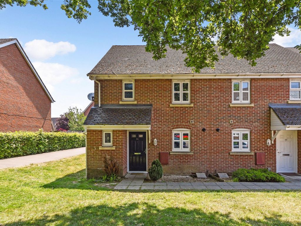 3 bed semi-detached house for sale in Goldcrest Way, Four Marks GU34, £365,000