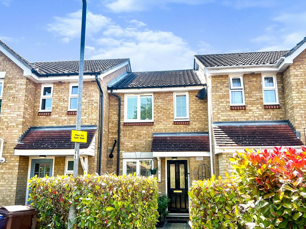 2 bed terraced house for sale in Swallow Close, Chafford Hundred, Grays RM16, £350,000