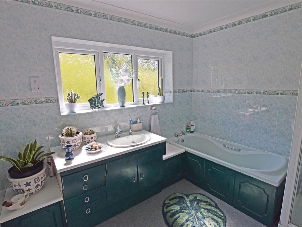4 bed detached house for sale in Ffordd Gogor, Llansannan, Denbighshire LL16, £450,000