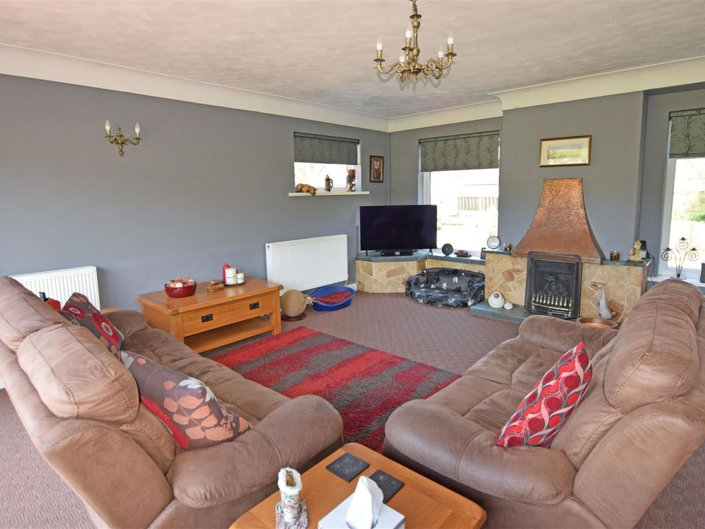 4 bed detached house for sale in Ffordd Gogor, Llansannan, Denbighshire LL16, £450,000