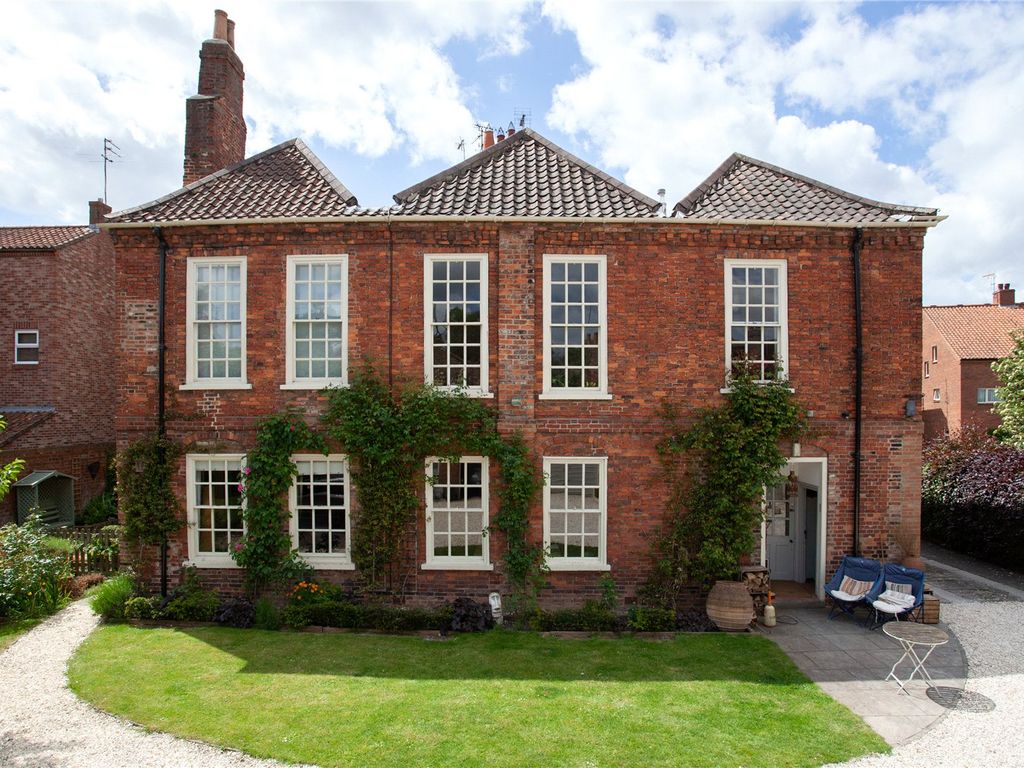 2 bed flat for sale in Apartment D, 17 Aldwark, York, North Yorkshire YO1, £599,950