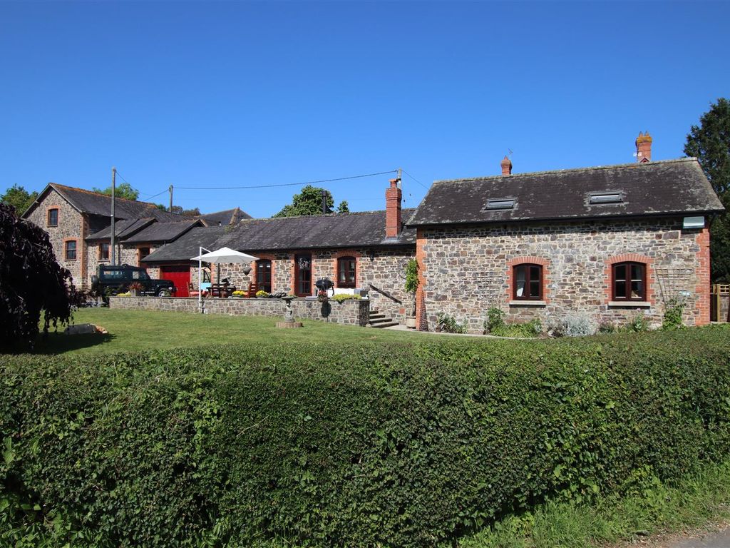 3 bed detached house for sale in Umberleigh EX37, £650,000