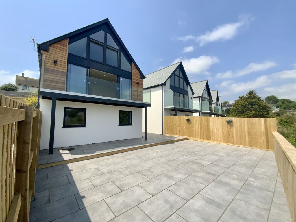 4 bed detached house for sale in Ludgvan, Crowlas, Penzance TR20, £575,000