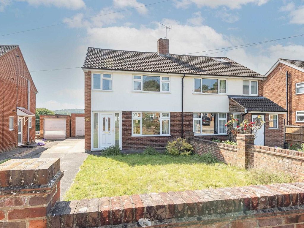 3 bed semi-detached house for sale in Dunston Hill, Tring HP23, £500,000