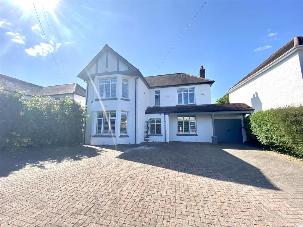 4 bed detached house for sale in Newport Road, Chepstow NP16, £619,950