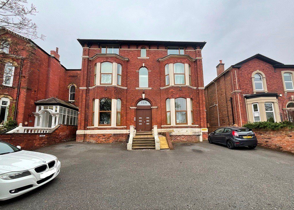 12 bed block of flats for sale in Albert Road, Southport PR9, £545,000