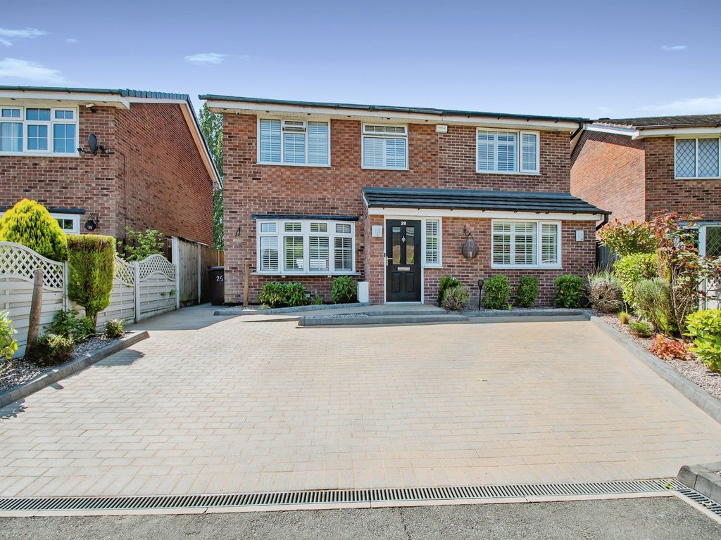 6 bed detached house for sale in Caton Close, Bury BL9, £575,000