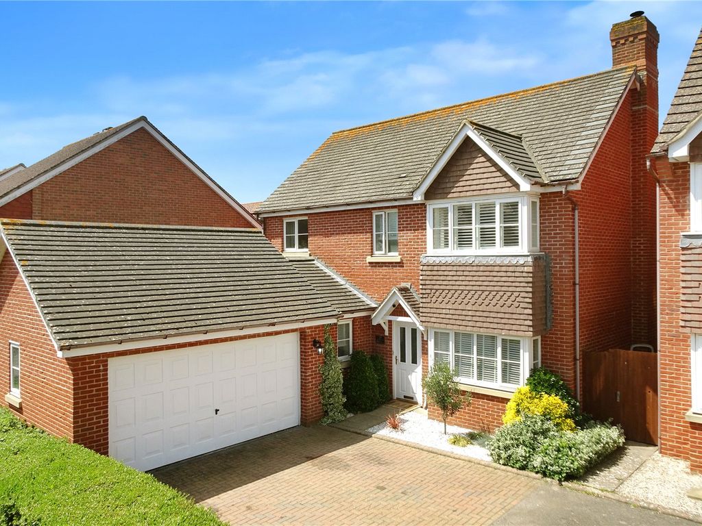 4 bed detached house for sale in Ashmore Avenue, Angmering, West Sussex BN16, £590,000