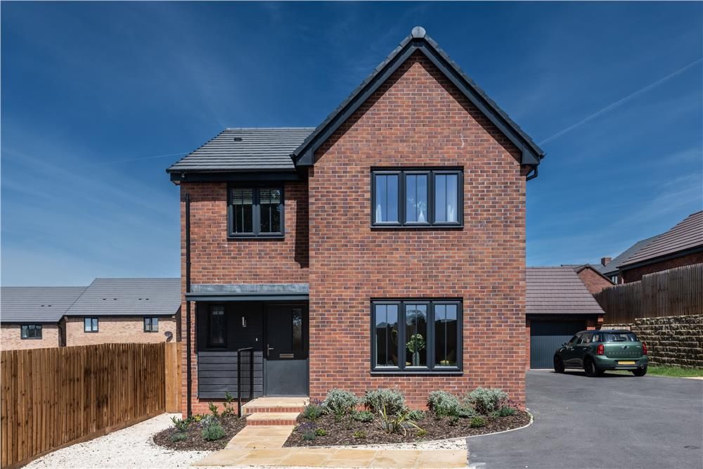 New home, 4 bed detached house for sale in 