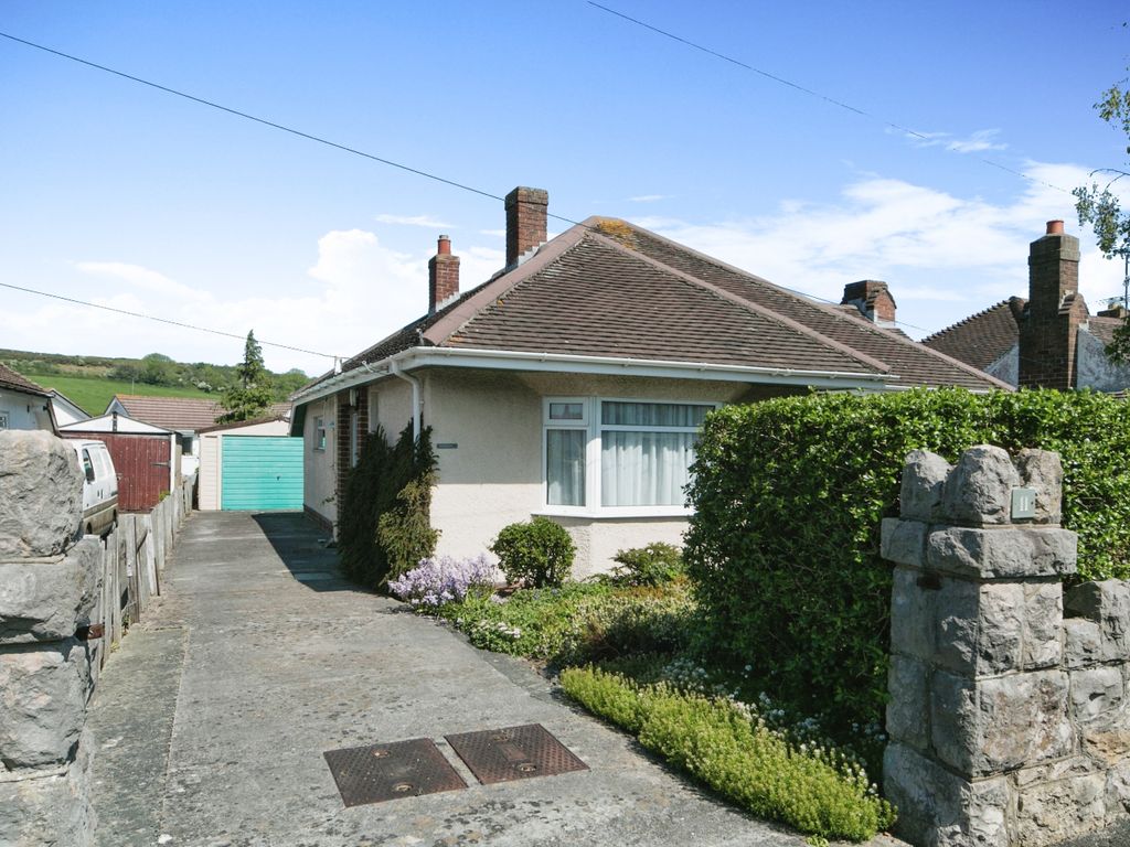 2 bed bungalow for sale in Grange Road, Llanrhos, Llandudno, Conwy LL30, £205,000