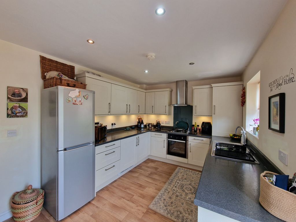 4 bed semi-detached house for sale in Shaw Lane, Wolverhampton WV6, £340,000