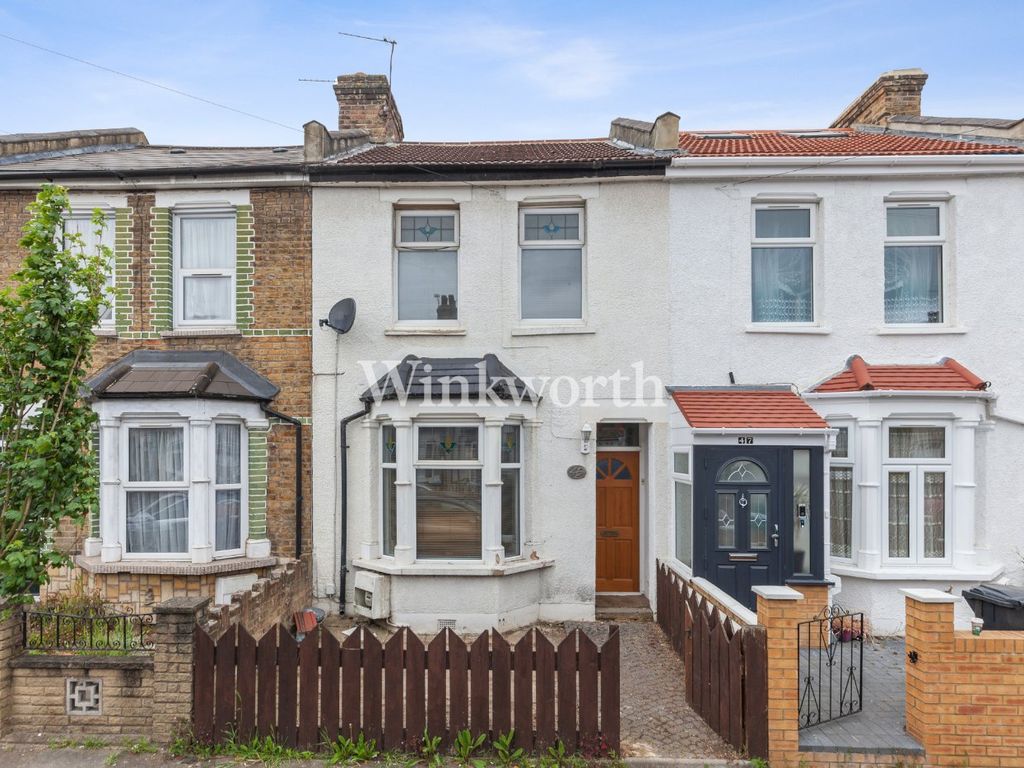 2 bed terraced house for sale in Sheldon Road, London N18, £400,000