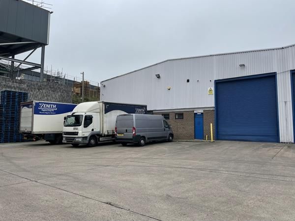 Light industrial to let in Unit A, Ainleys Industrial Estate, Ainley Bottom, Elland HX5, £52,500 pa