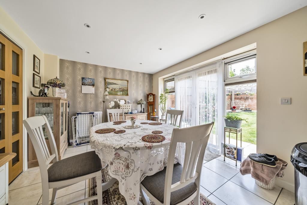 4 bed detached house for sale in Tingewick, Buckinghamshire MK18, £500,000