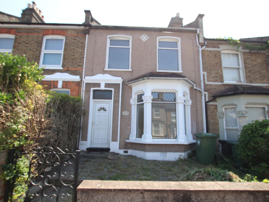 3 bed terraced house for sale in Glenfarg Road, London SE6, £549,500