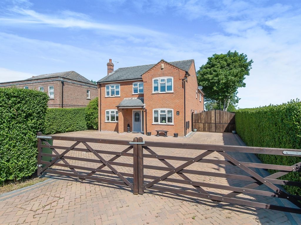 5 bed detached house for sale in Main Road, Parson Drove, Wisbech PE13, £550,000