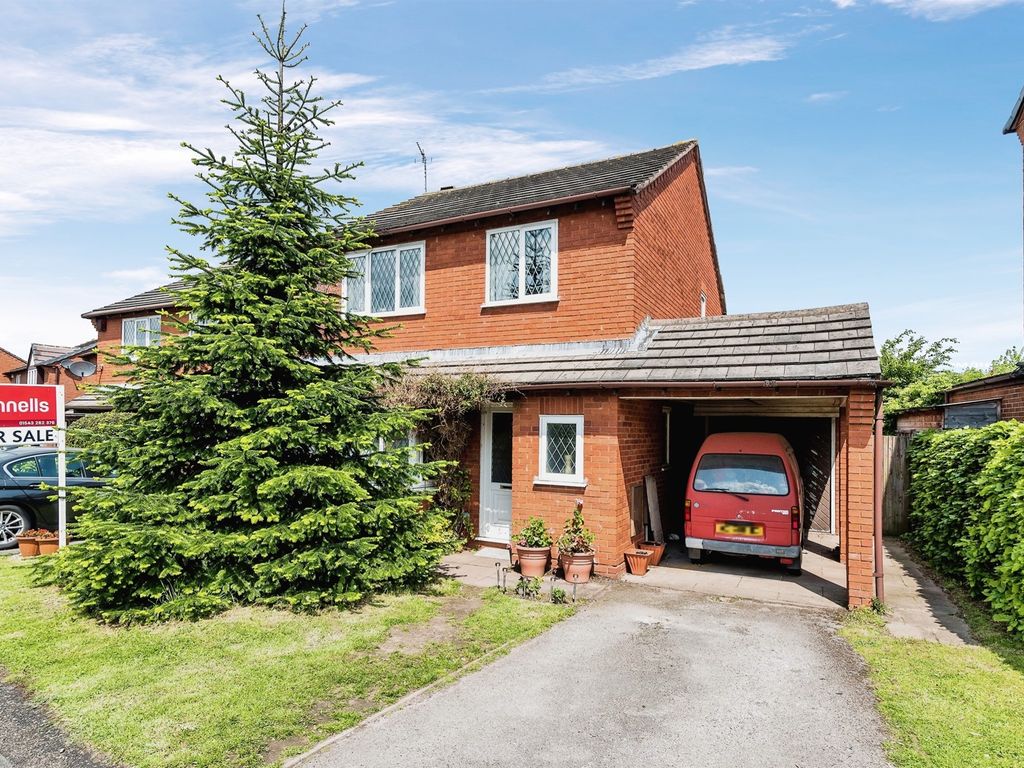 3 bed detached house for sale in Richmond Drive, Lichfield WS14, £400,000