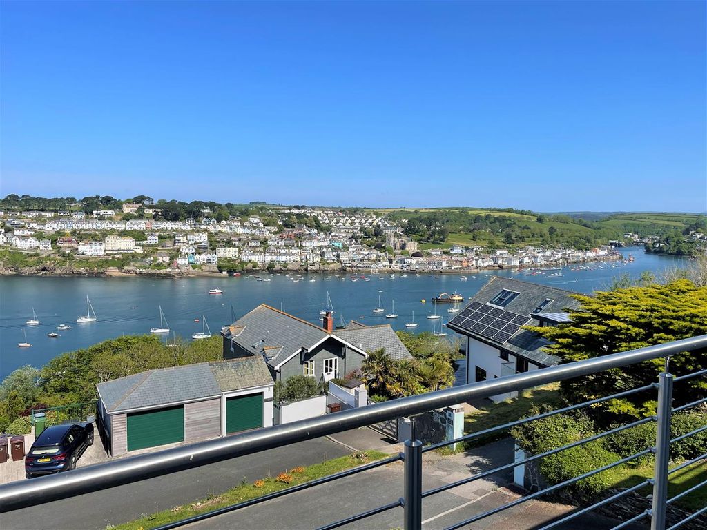 3 bed property for sale in Meadow Close, Polruan, Fowey PL23, £720,000