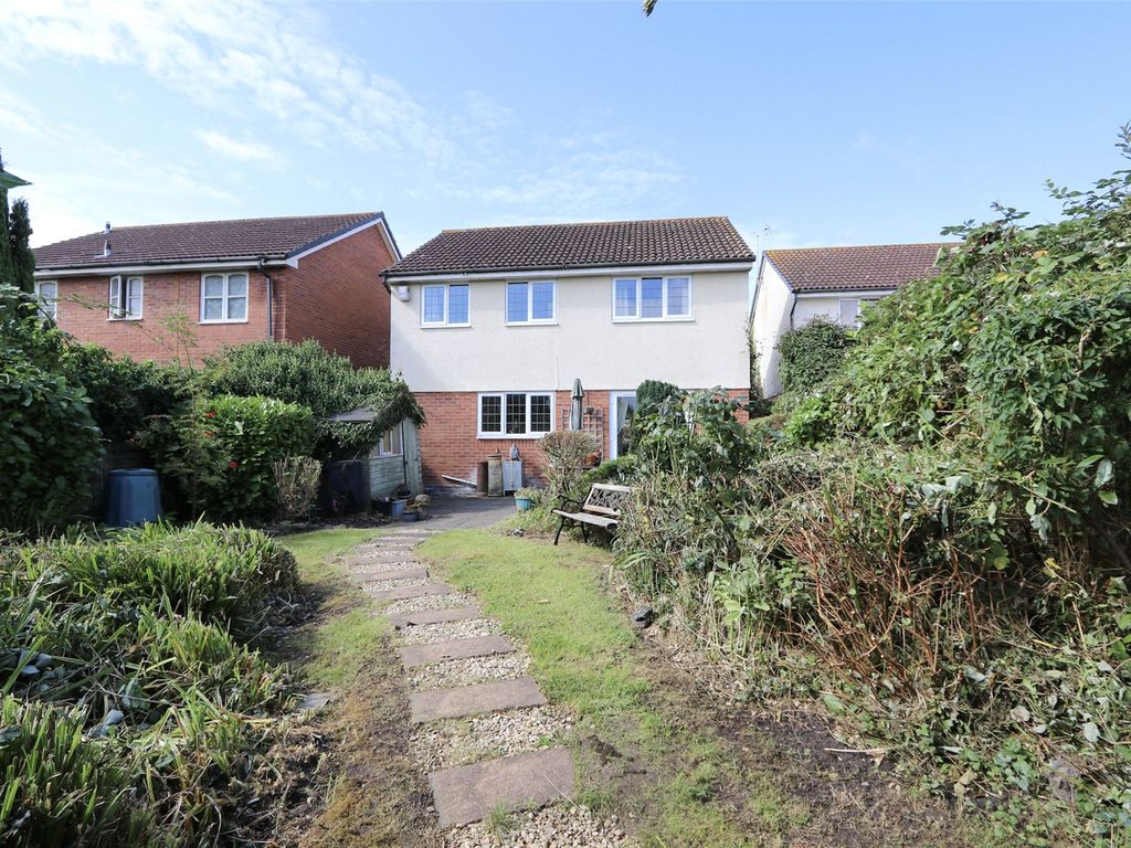 4 bed detached house for sale in Warren Close, Bradley Stoke, Bristol, South Gloucestershire BS32, £450,000