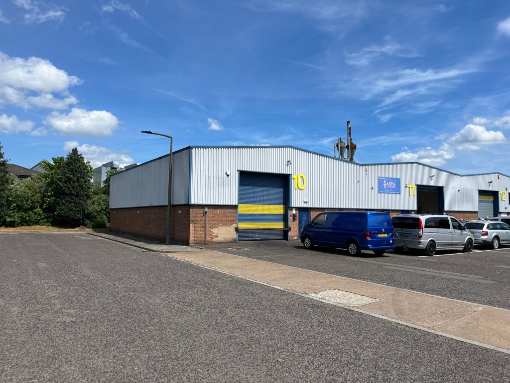 Industrial to let in Unit 4, 9 And 10, Guildhall Industrial Estate, Sandall Stones Road, Kirk Sandall, Doncaster DN3, £226,800 pa
