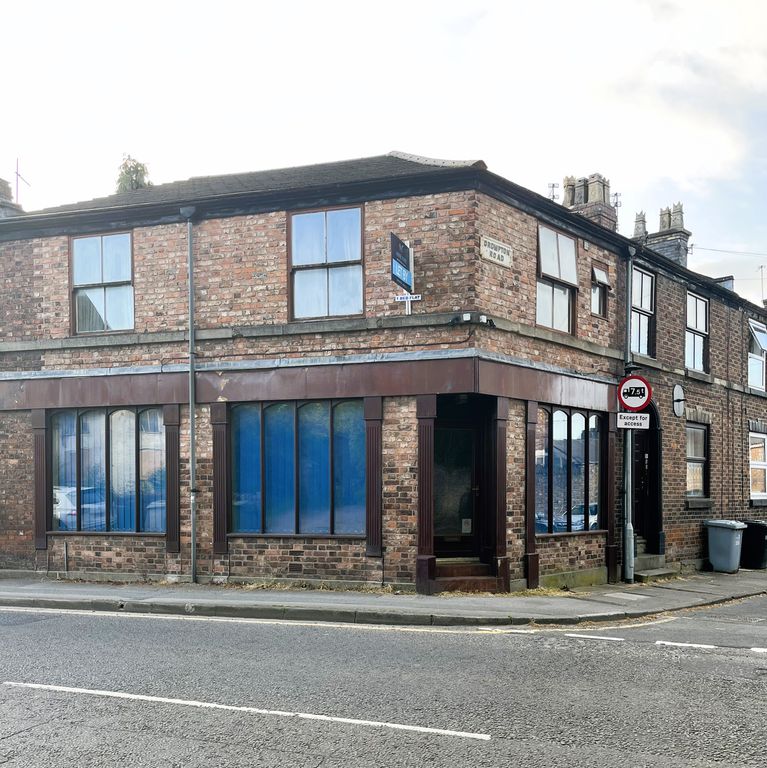 Office to let in Park Lane, Macclesfield SK11, £7,200 pa