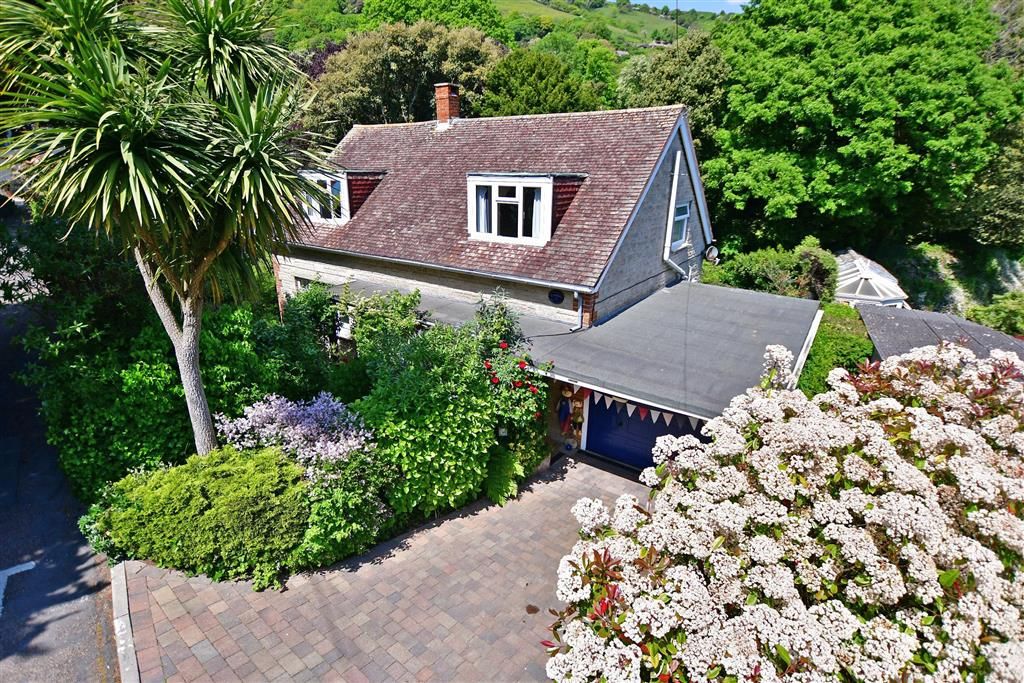 3 bed property for sale in Madeira Vale, Ventnor, Isle Of Wight PO38, £475,000