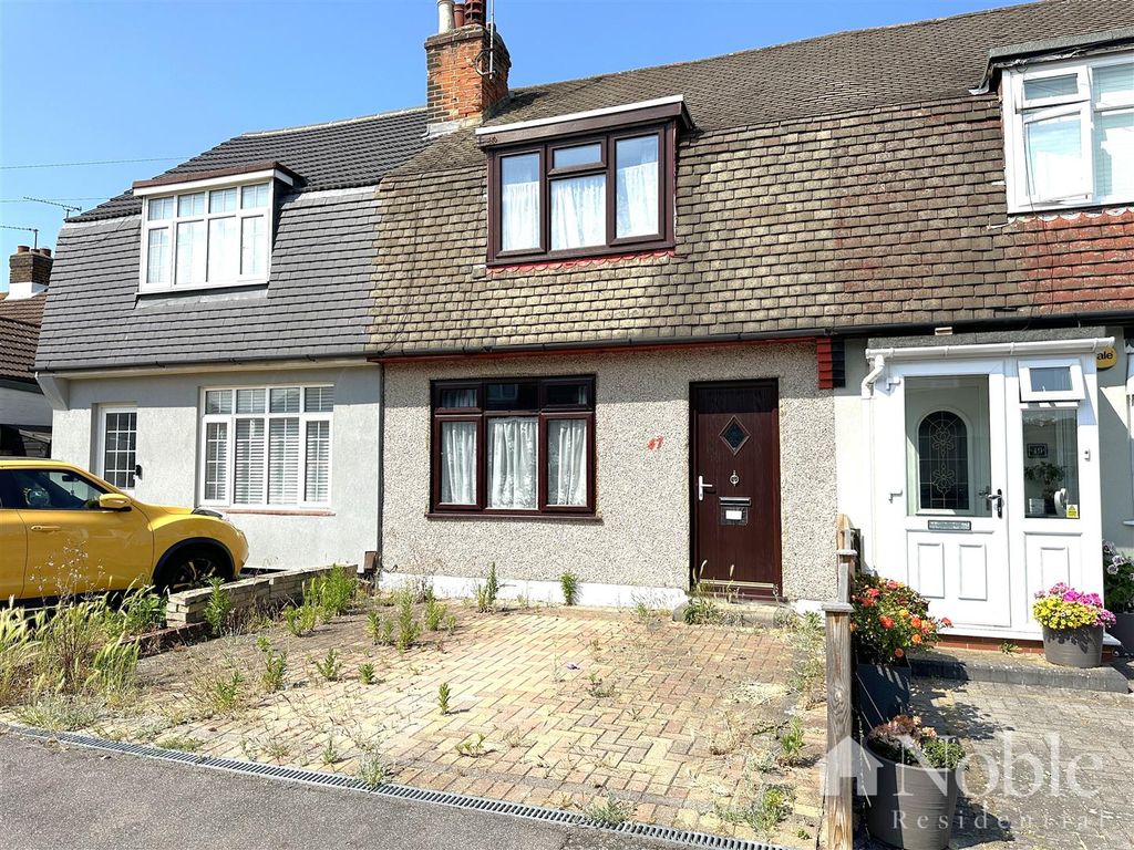 3 bed terraced house for sale in Somerset Gardens, Hornchurch RM11, £350,000