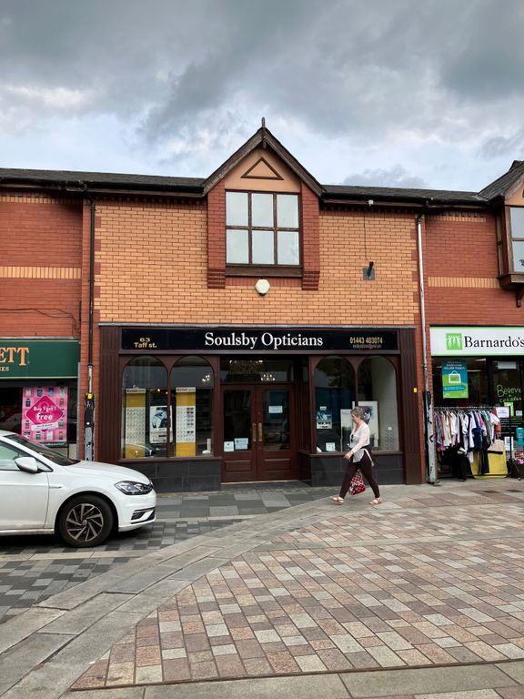 Retail premises to let in Taff Street, Pontypridd CF37, £22,500 pa