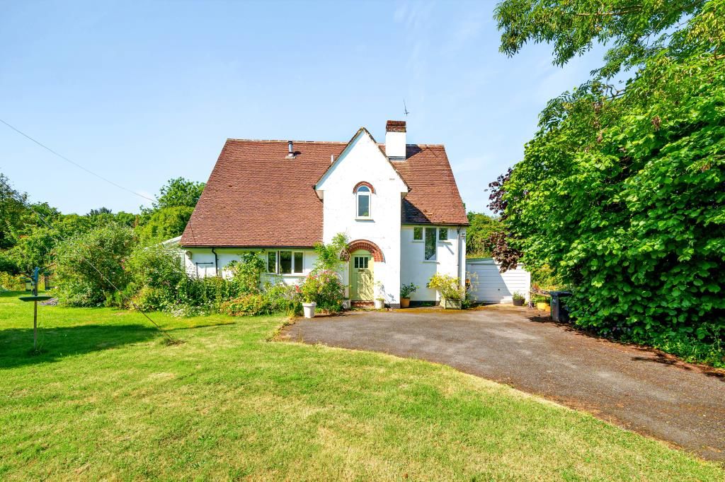 4 bed detached house for sale in Much Birch, Herefordshire HR2, £475,000