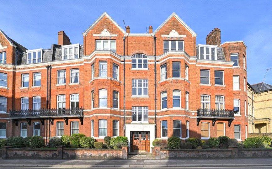 3 bed flat to rent in St James Mansions, West End Lane, West Hampstead, London NW6, £5,092 pcm