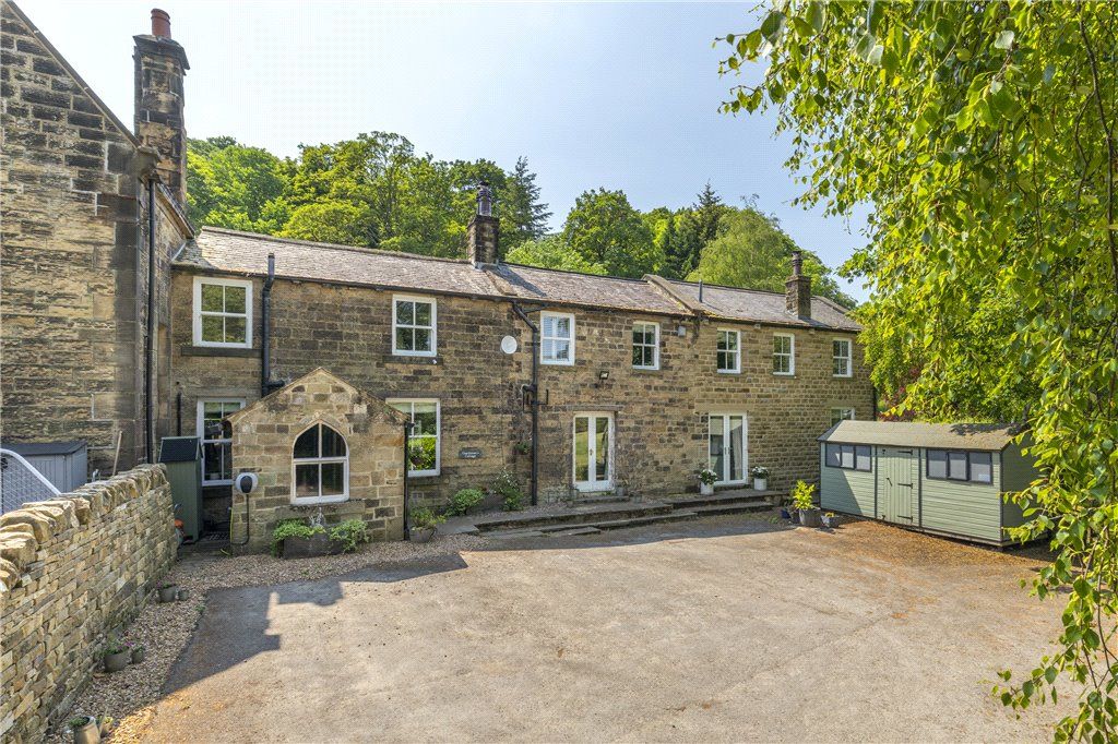 4 bed semi-detached house for sale in Keighley Road, Steeton, Keighley, West Yorkshire BD20, £495,000