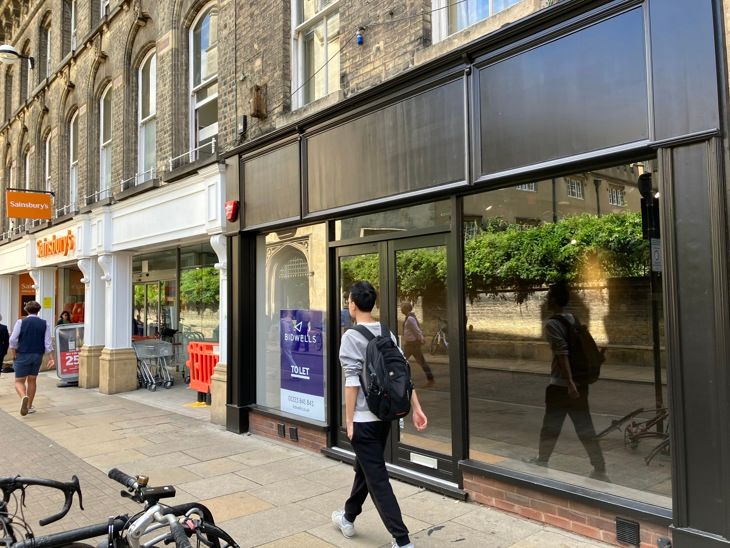 Retail premises to let in 41 Sidney Street, Cambridge CB2, £45,000 pa