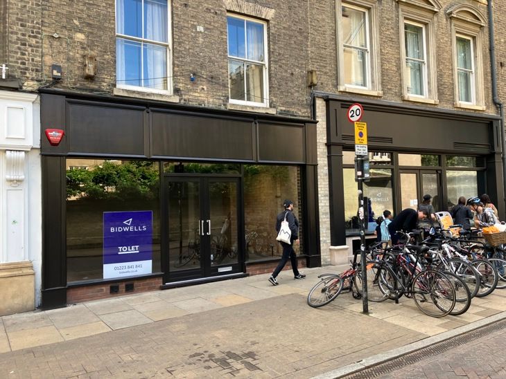 Retail premises to let in 41 Sidney Street, Cambridge CB2, £45,000 pa