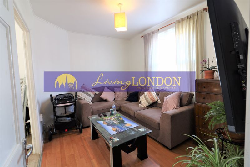 2 bed terraced house for sale in Warkworth Road, London N17, £499,950