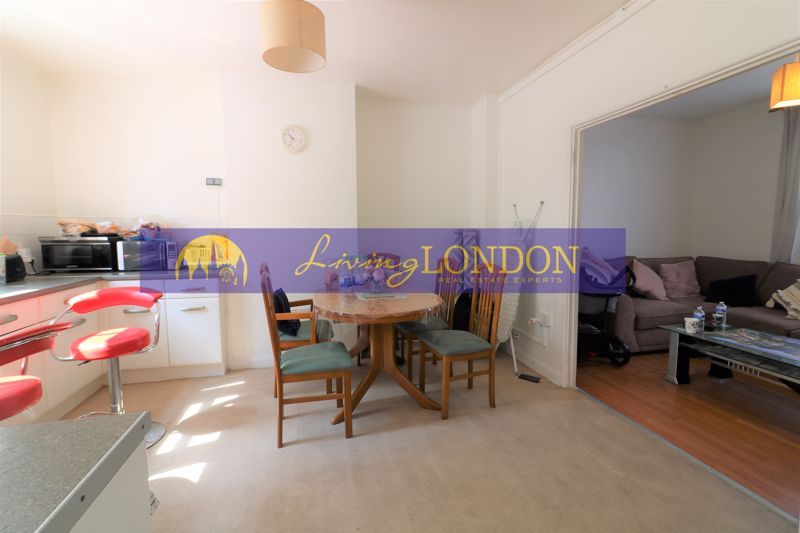 2 bed terraced house for sale in Warkworth Road, London N17, £499,950